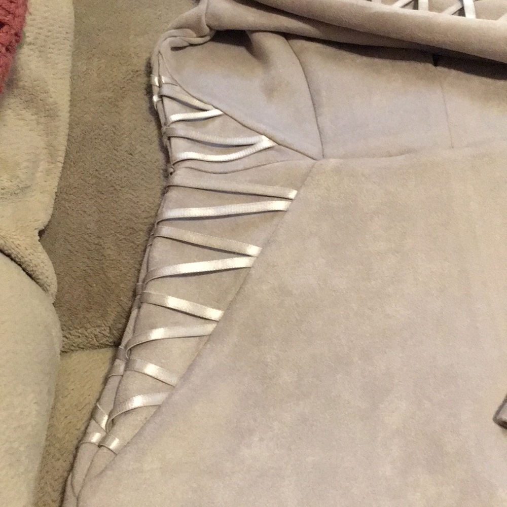 Faux-suede dress - Picture 4 of 6